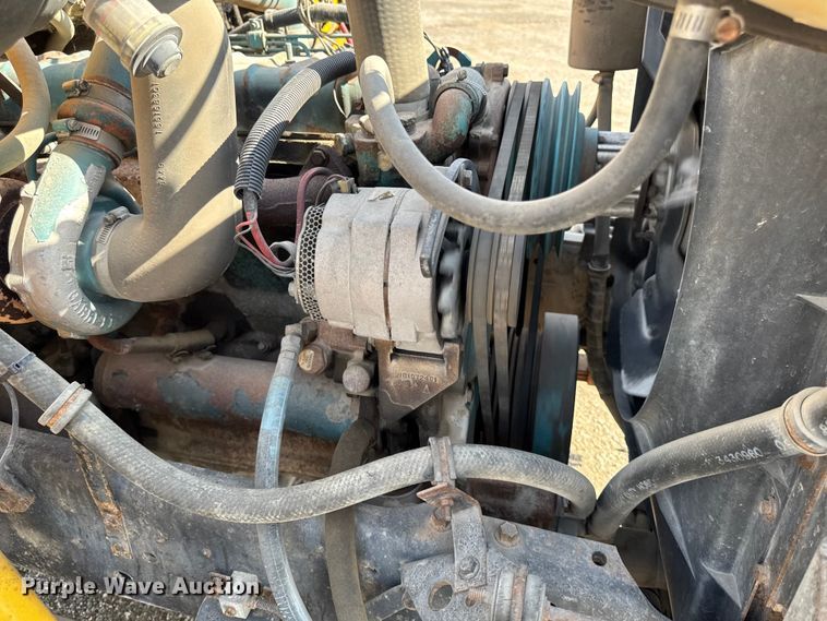 image for item EA1957 1990 International 4700 dump flatbed truck