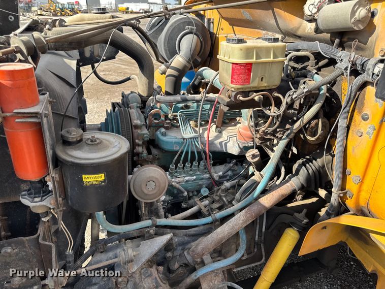 image for item EA1957 1990 International 4700 dump flatbed truck