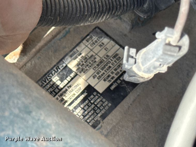 image for item EA1957 1990 International 4700 dump flatbed truck