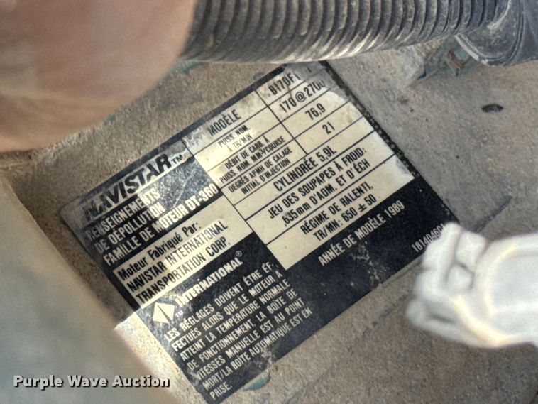 image for item EA1957 1990 International 4700 dump flatbed truck