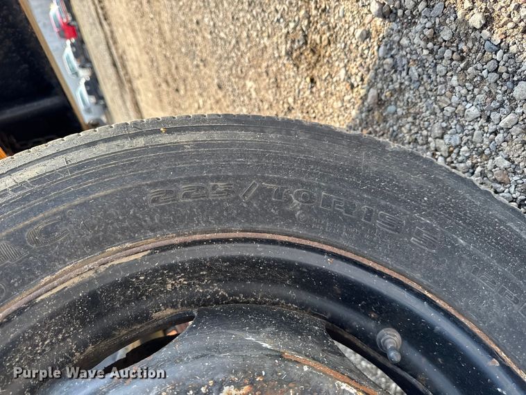 image for item EA1957 1990 International 4700 dump flatbed truck