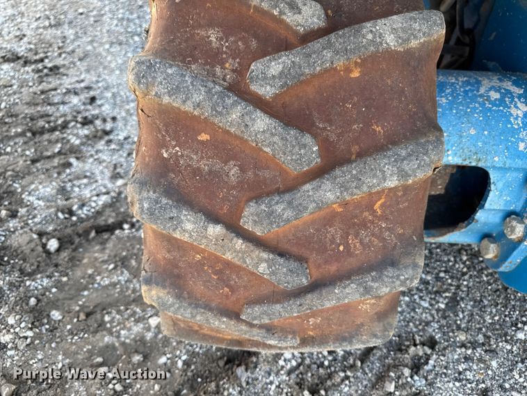 image for item EA1959 2006 Genie GS-2668 RT scissor lift