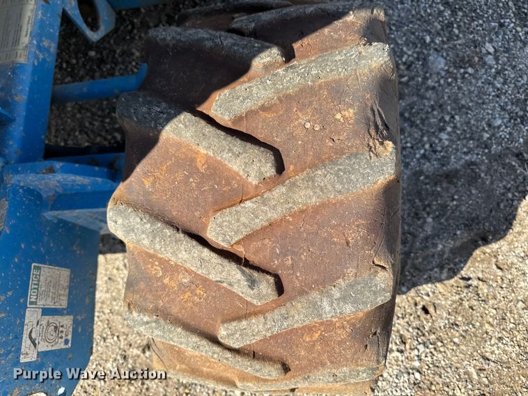 image for item EA1959 2006 Genie GS-2668 RT scissor lift