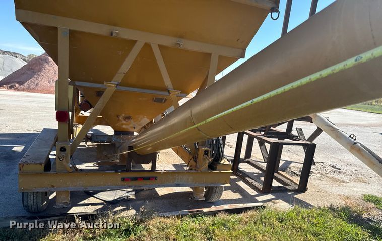 image for item EA1972 Surge bin