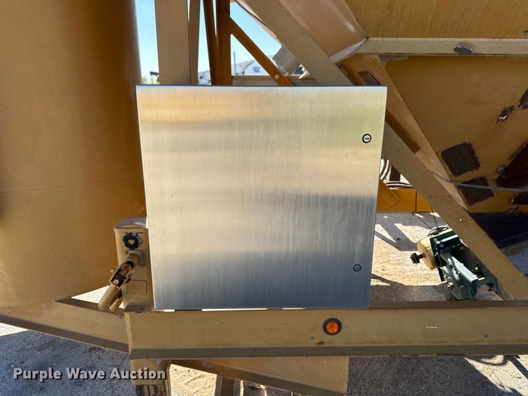 image for item EA1972 Surge bin