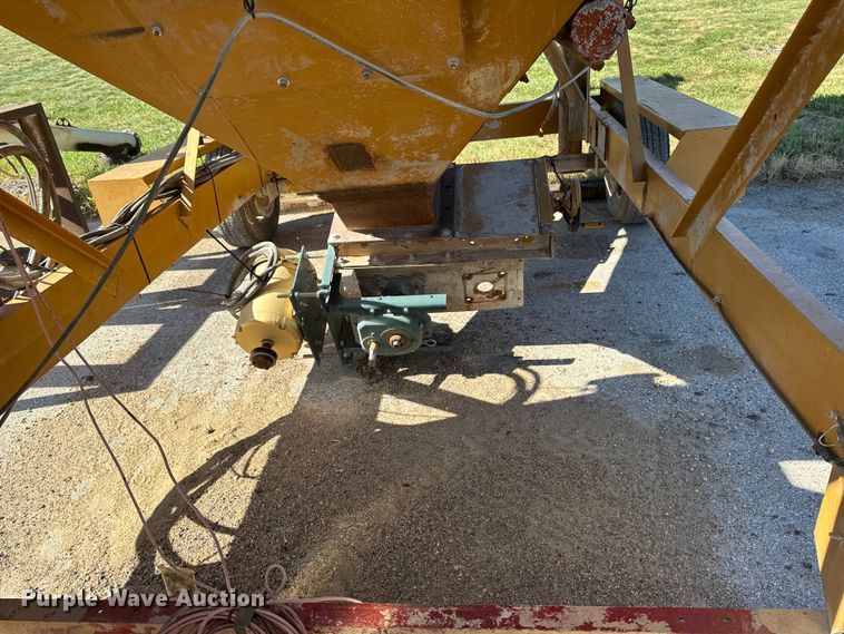 image for item EA1972 Surge bin