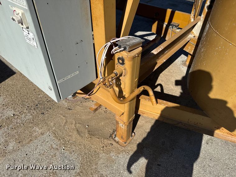 image for item EA1972 Surge bin