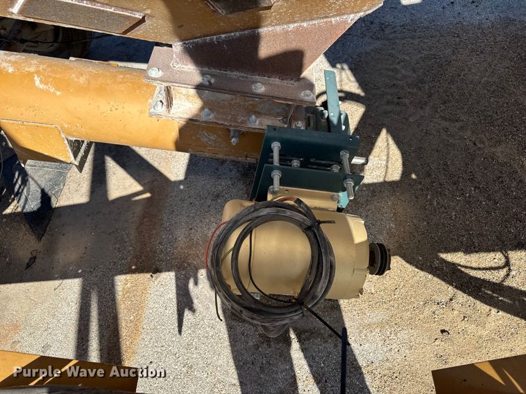 image for item EA1972 Surge bin