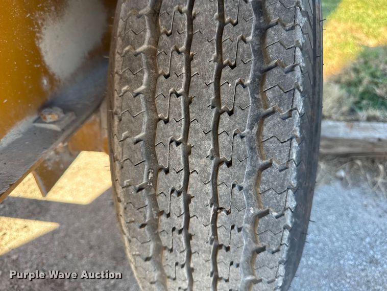 image for item EA1972 Surge bin