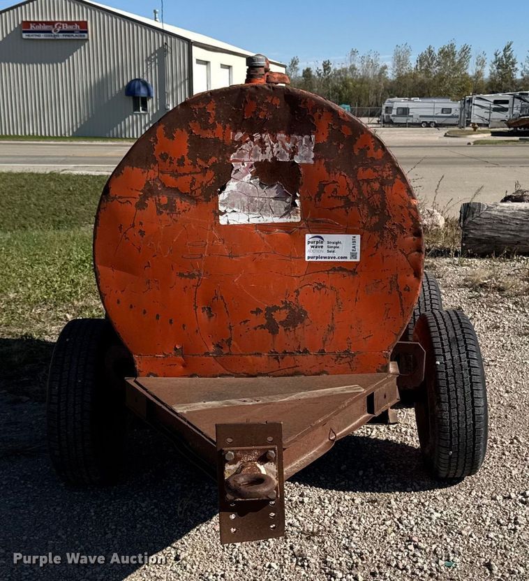 image for item EA1974 Fuel trailer