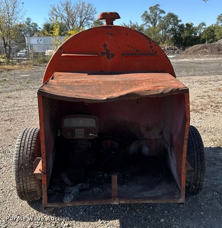 image for item EA1974 Fuel trailer