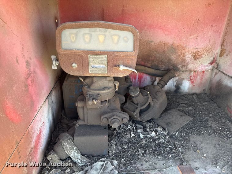 image for item EA1974 Fuel trailer