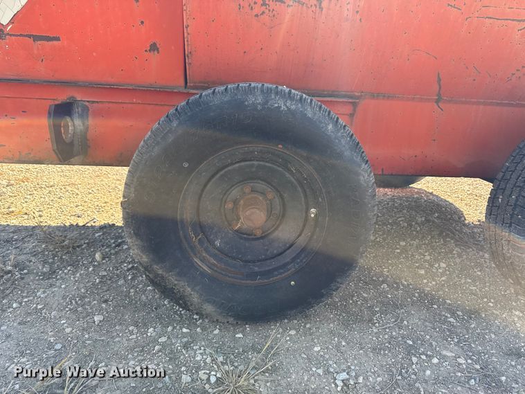 image for item EA1974 Fuel trailer