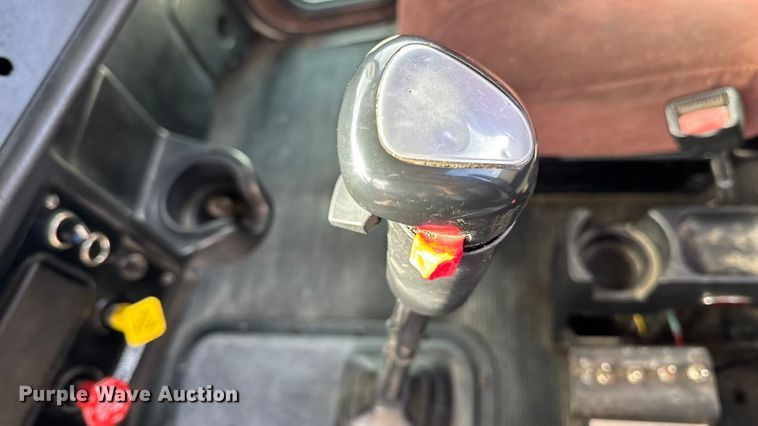 image for item EA1978 2006 Peterbilt 385 semi truck