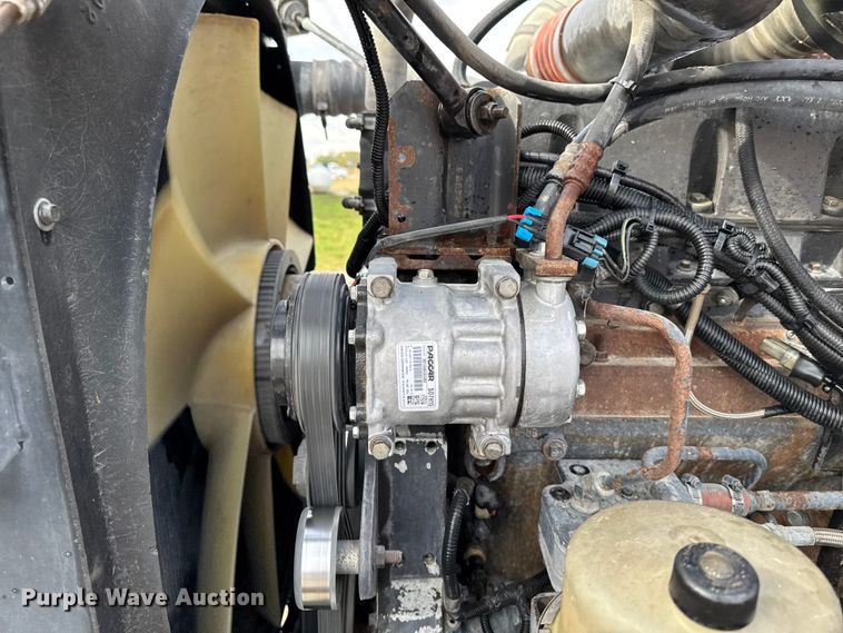 image for item EA1978 2006 Peterbilt 385 semi truck