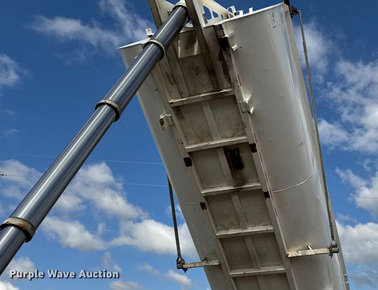 image for item EA1979 2024 Ranco Anvil  end dump trailer