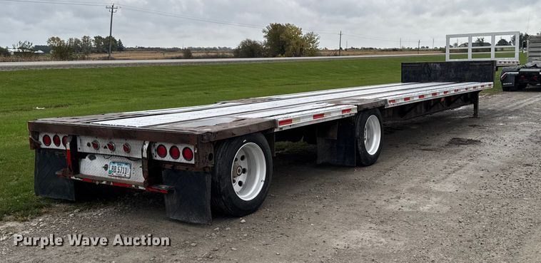 image for item EA1981 1998 Fontaine drop deck trailer