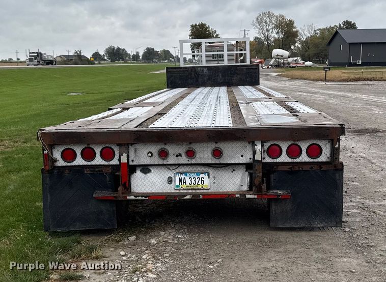 image for item EA1981 1998 Fontaine drop deck trailer