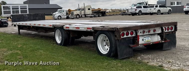image for item EA1981 1998 Fontaine drop deck trailer