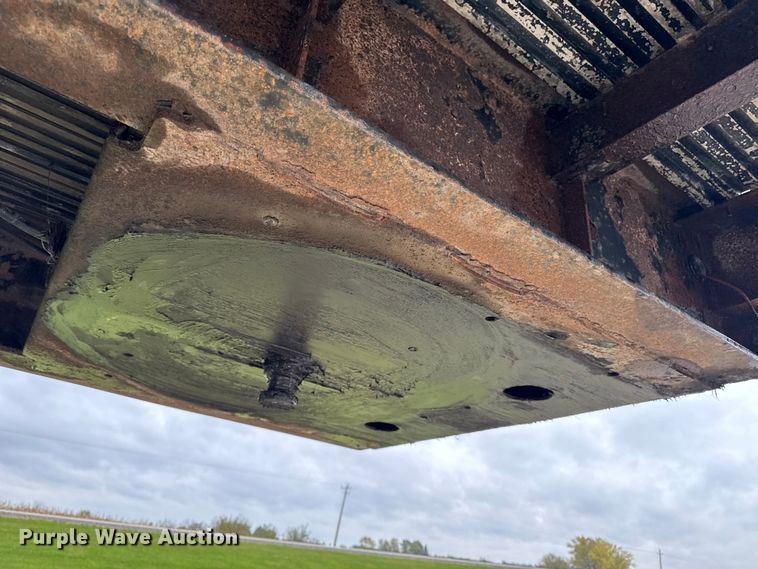 image for item EA1981 1998 Fontaine drop deck trailer