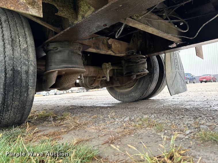 image for item EA1981 1998 Fontaine drop deck trailer