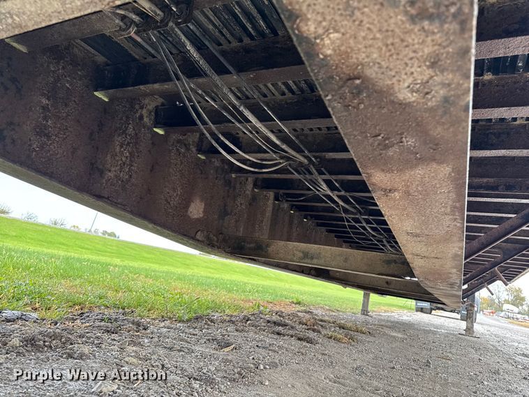 image for item EA1981 1998 Fontaine drop deck trailer