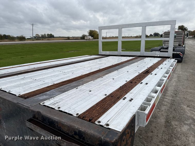 image for item EA1981 1998 Fontaine drop deck trailer