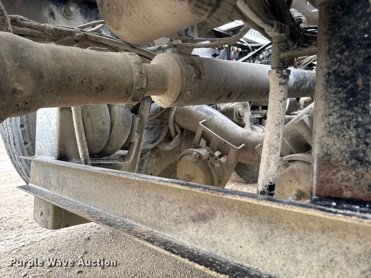 image for item EA1982 2012 Mack GU713 semi truck