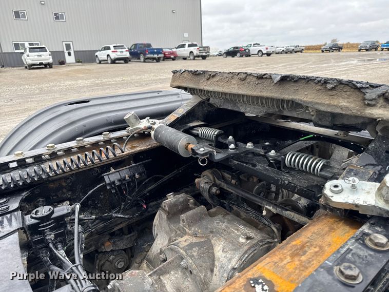 image for item EA1982 2012 Mack GU713 semi truck