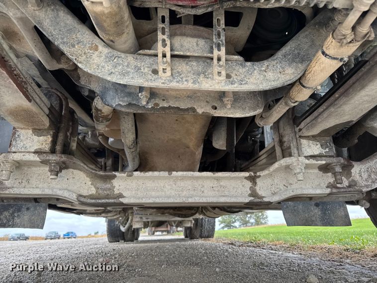 image for item EA1982 2012 Mack GU713 semi truck