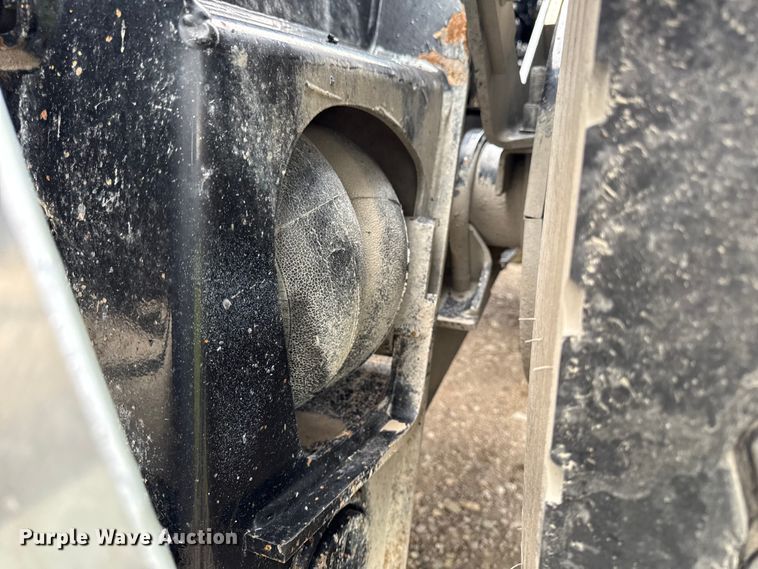 image for item EA1982 2012 Mack GU713 semi truck