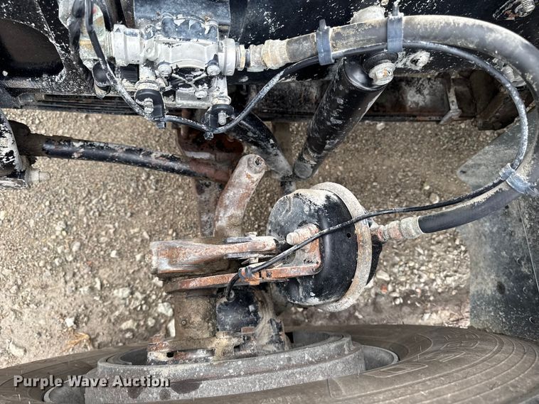 image for item EA1982 2012 Mack GU713 semi truck