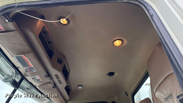 image for item EA1982 2012 Mack GU713 semi truck