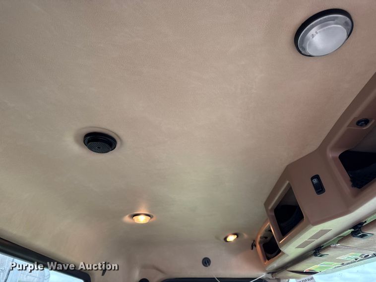 image for item EA1982 2012 Mack GU713 semi truck