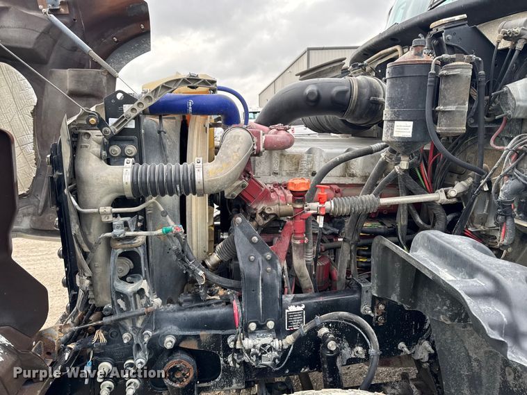 image for item EA1982 2012 Mack GU713 semi truck