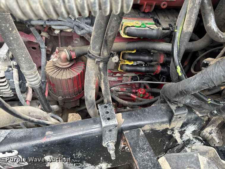 image for item EA1982 2012 Mack GU713 semi truck