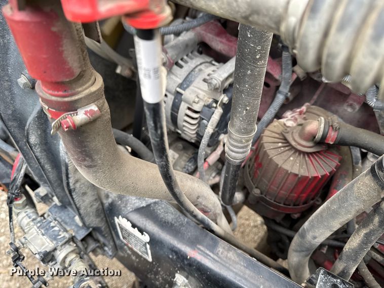 image for item EA1982 2012 Mack GU713 semi truck