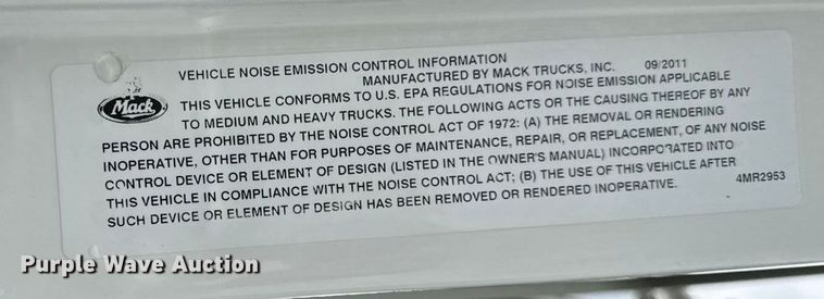 image for item EA1982 2012 Mack GU713 semi truck