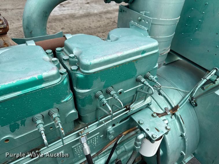 image for item EA1983 Onan Magneciter generator