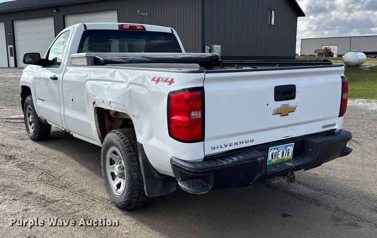 image for item EA1984 2015 Chevrolet Silverado 1500 pickup truck