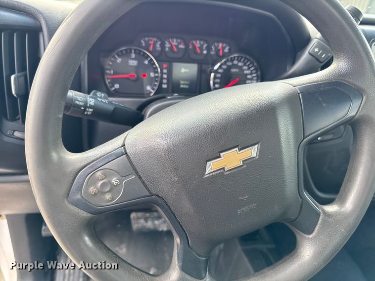 image for item EA1984 2015 Chevrolet Silverado 1500 pickup truck