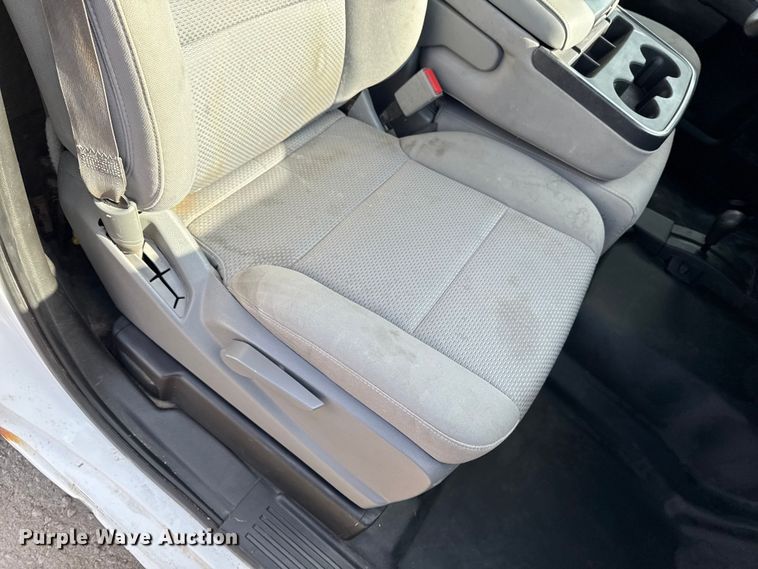 image for item EA1984 2015 Chevrolet Silverado 1500 pickup truck