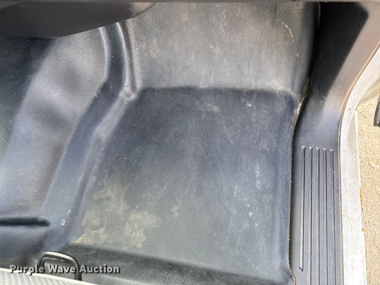 image for item EA1984 2015 Chevrolet Silverado 1500 pickup truck