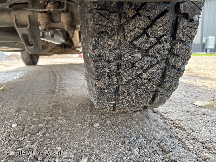 image for item EA1984 2015 Chevrolet Silverado 1500 pickup truck