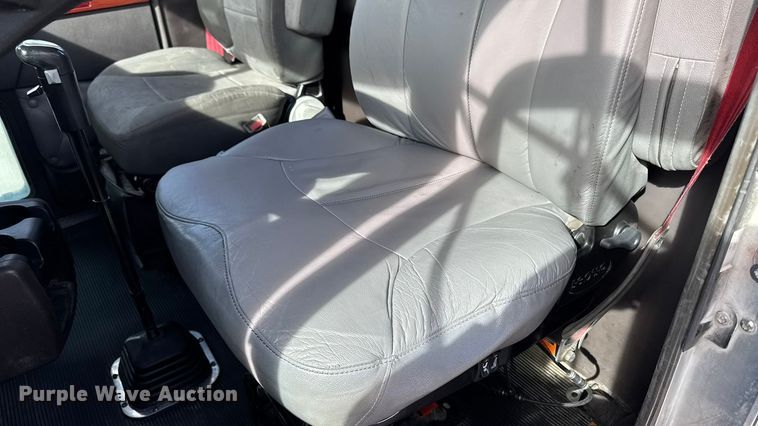 image for item EA1985 2009 Kenworth W900 semi truck