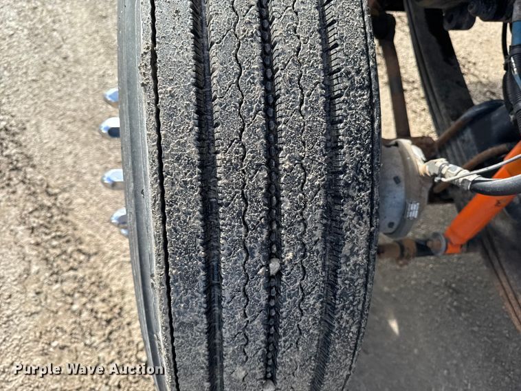 image for item EA1985 2009 Kenworth W900 semi truck