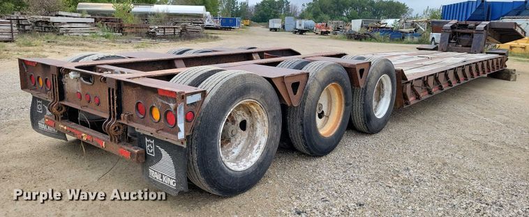 image for item EA2564 2001 Trail King lowboy equipment trailer