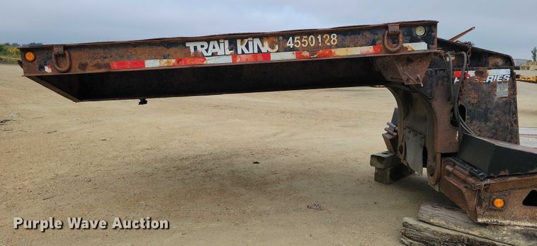 image for item EA2564 2001 Trail King lowboy equipment trailer