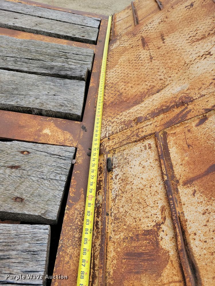 image for item EA2569 1993 Trail King lowboy equipment trailer