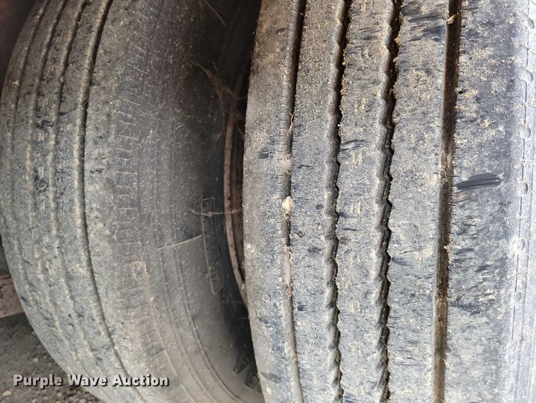 image for item EA2569 1993 Trail King lowboy equipment trailer